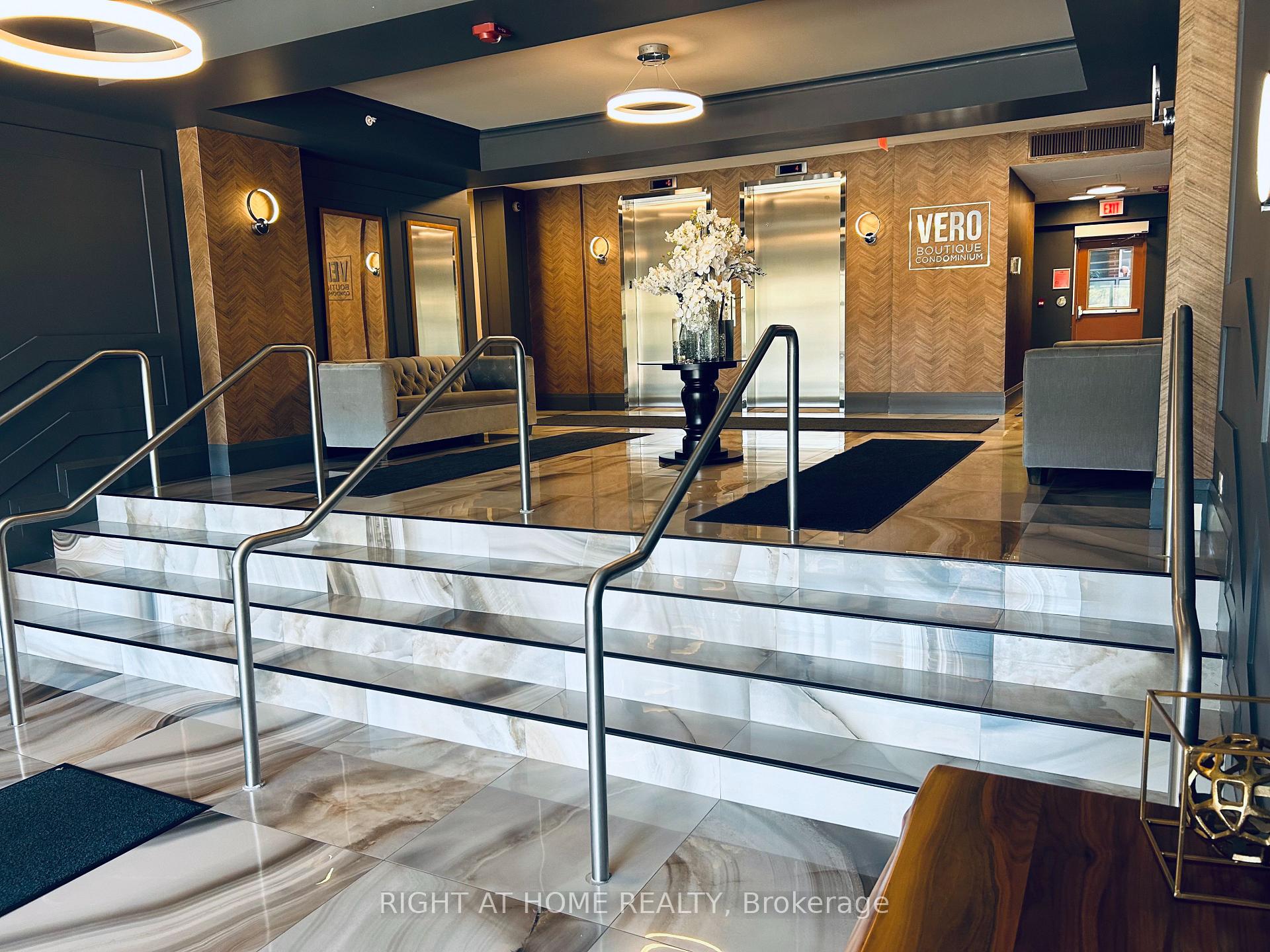 Photo 4 of Unit 207, 8302 Islington Avenue, Vaughan, Islington Woods — HOMEH
