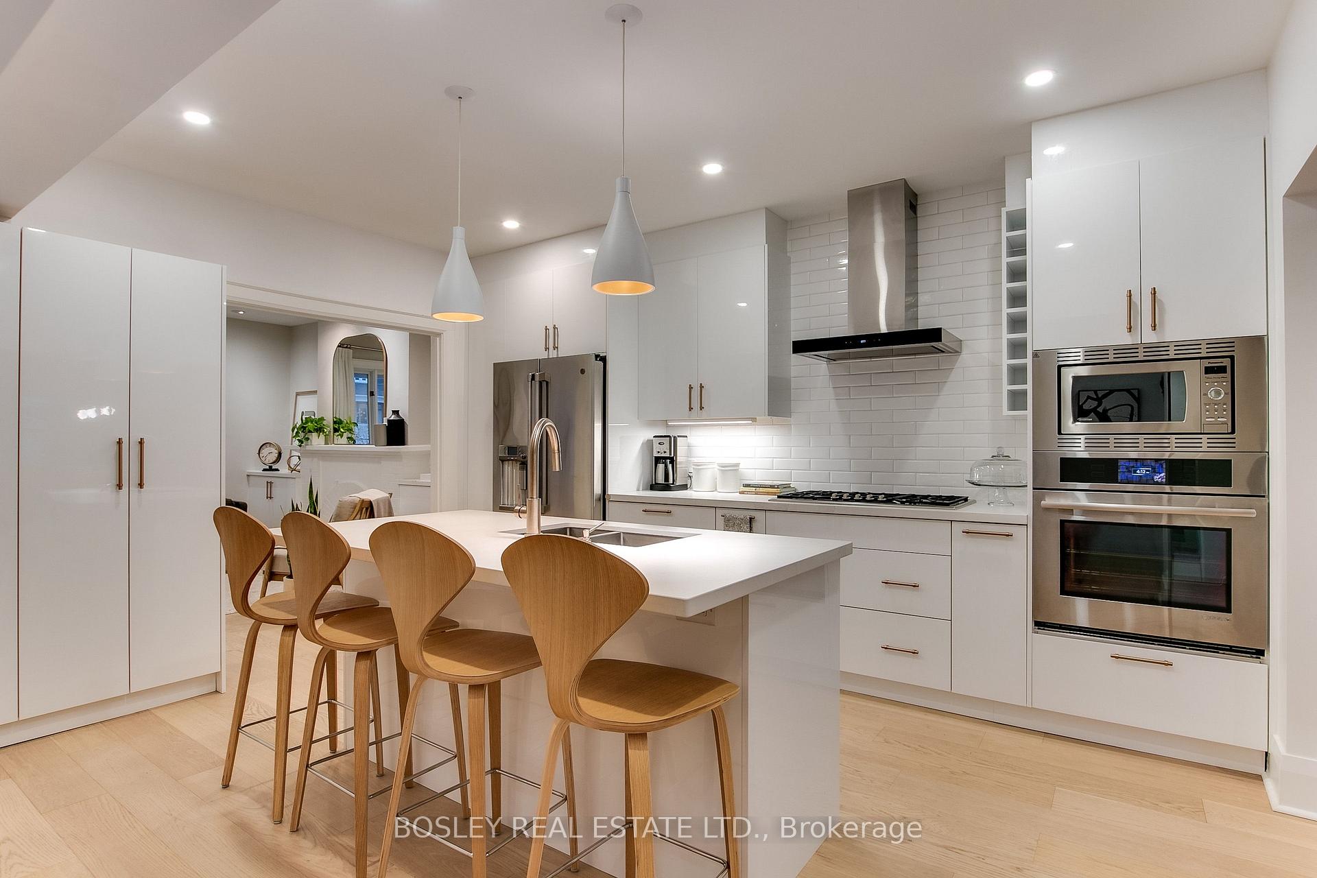 Photo 12 of 42 Thurston Road, Toronto, Mount Pleasant East — HOMEH