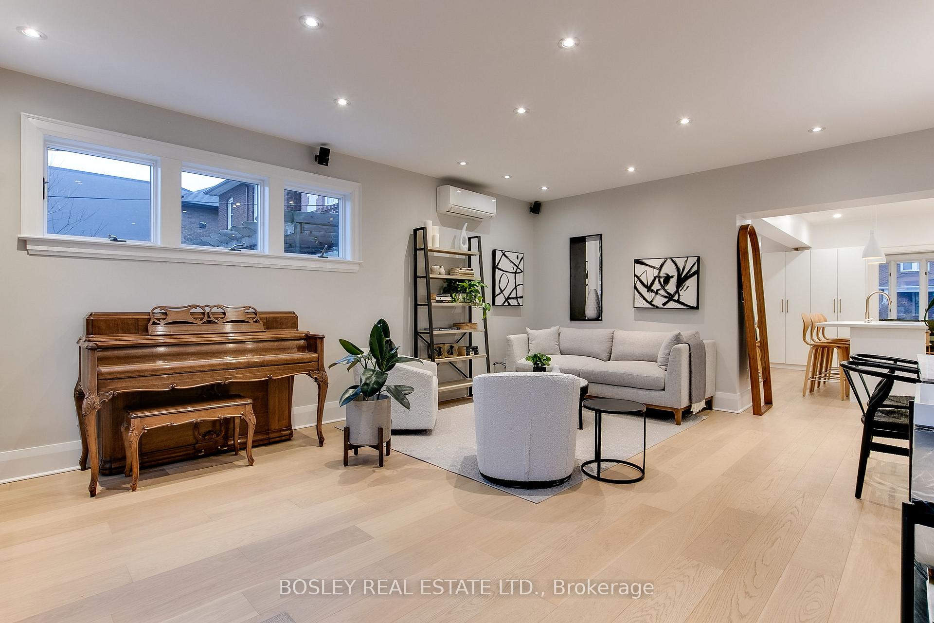 Photo 22 of 42 Thurston Road, Toronto, Mount Pleasant East — HOMEH