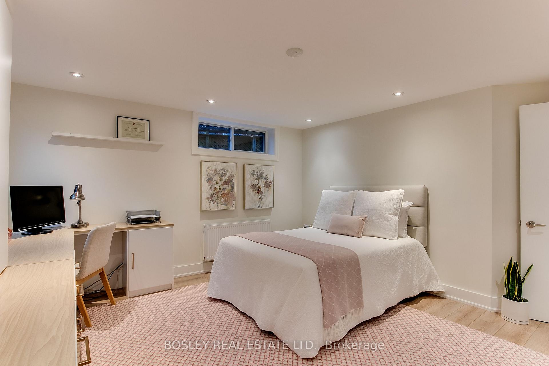 Photo 36 of 42 Thurston Road, Toronto, Mount Pleasant East — HOMEH