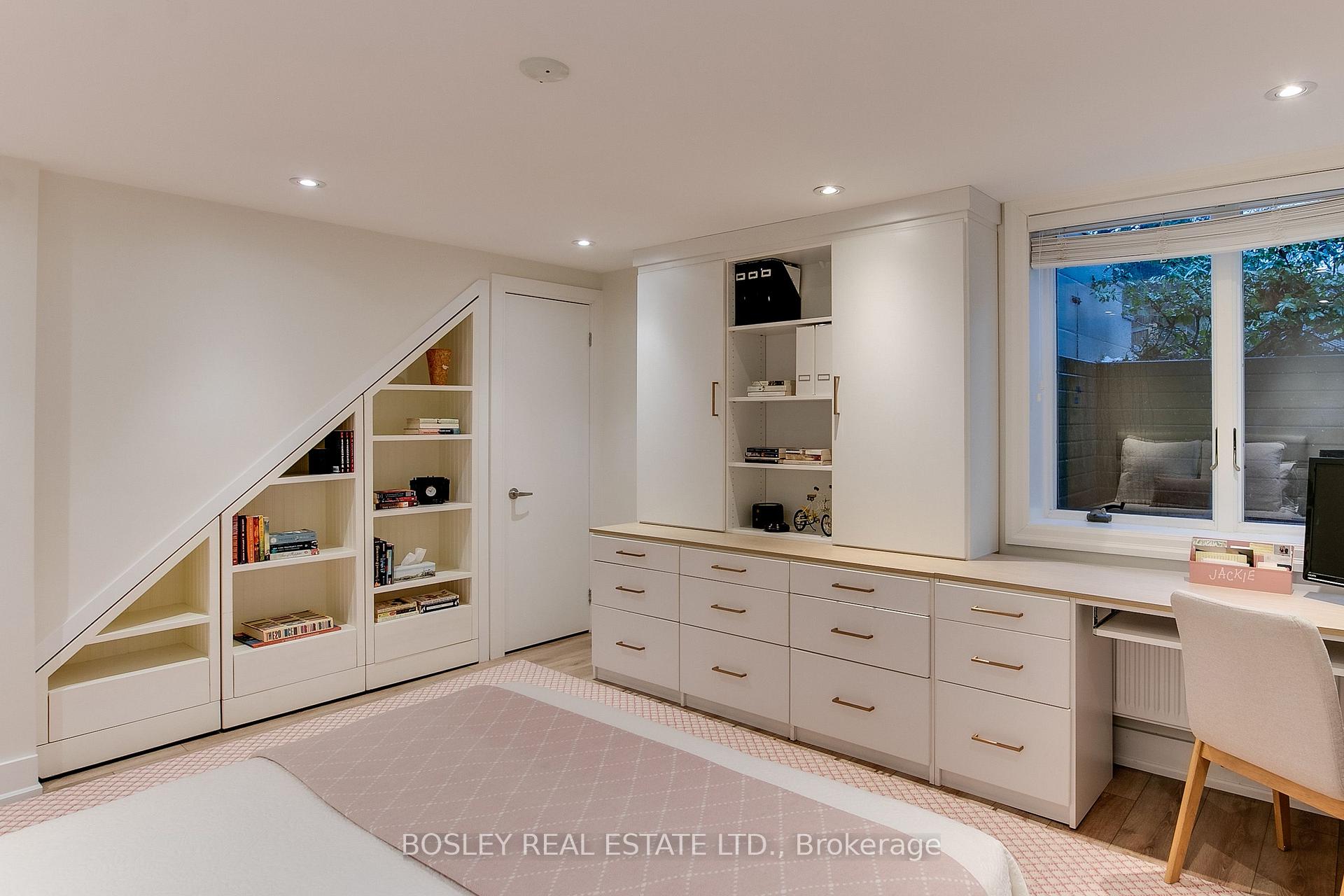 Photo 39 of 42 Thurston Road, Toronto, Mount Pleasant East — HOMEH
