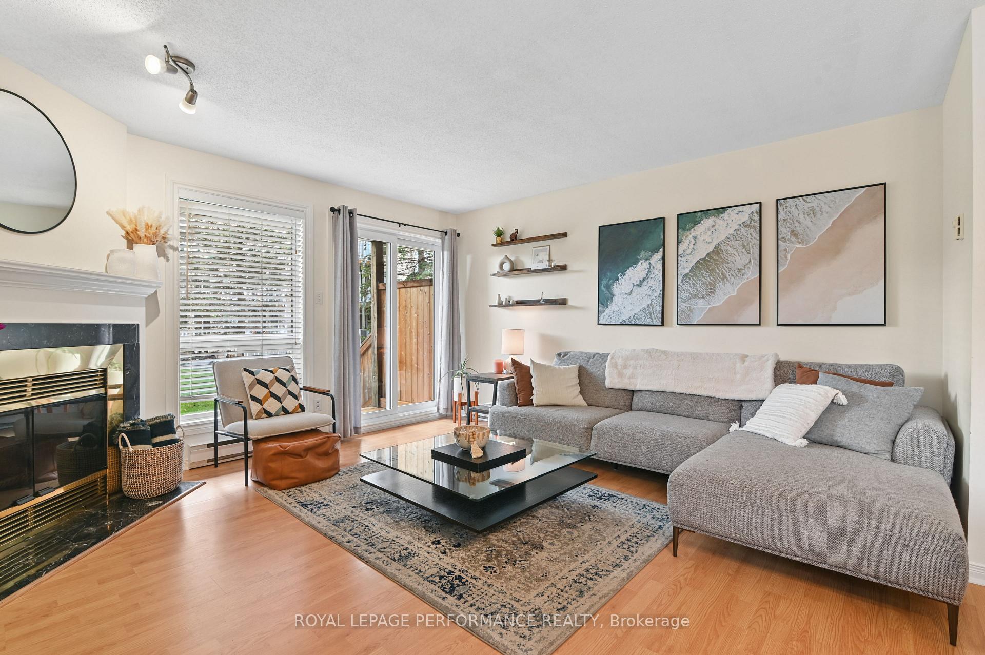 Photo 12 of Unit 6, 266 Briston Private, Ottawa, Hunt Club Park — HOMEH