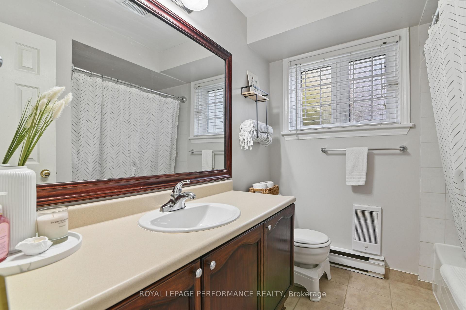 Photo 18 of Unit 6, 266 Briston Private, Ottawa, Hunt Club Park — HOMEH