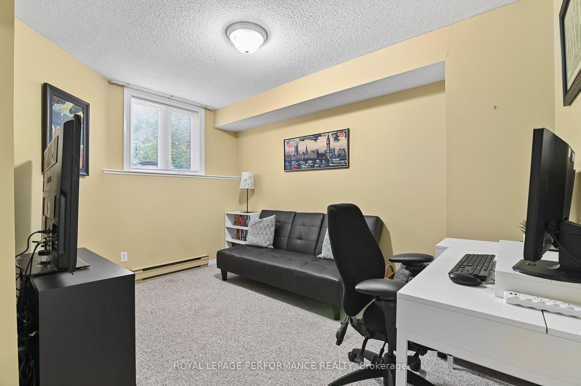 Photo 22 of Unit 6, 266 Briston Private, Ottawa, Hunt Club Park — HOMEH