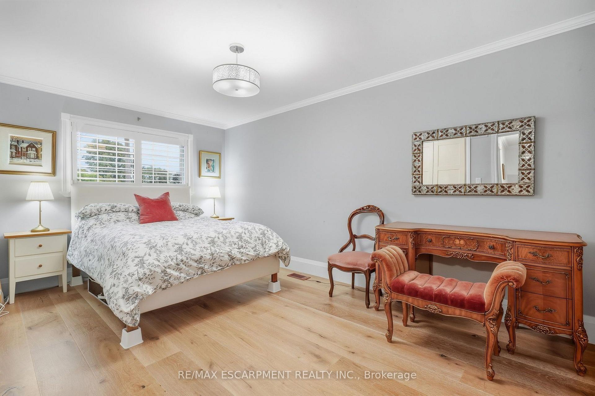 Photo 13 of 502 Karen Drive, Burlington, Brant — HOMEH