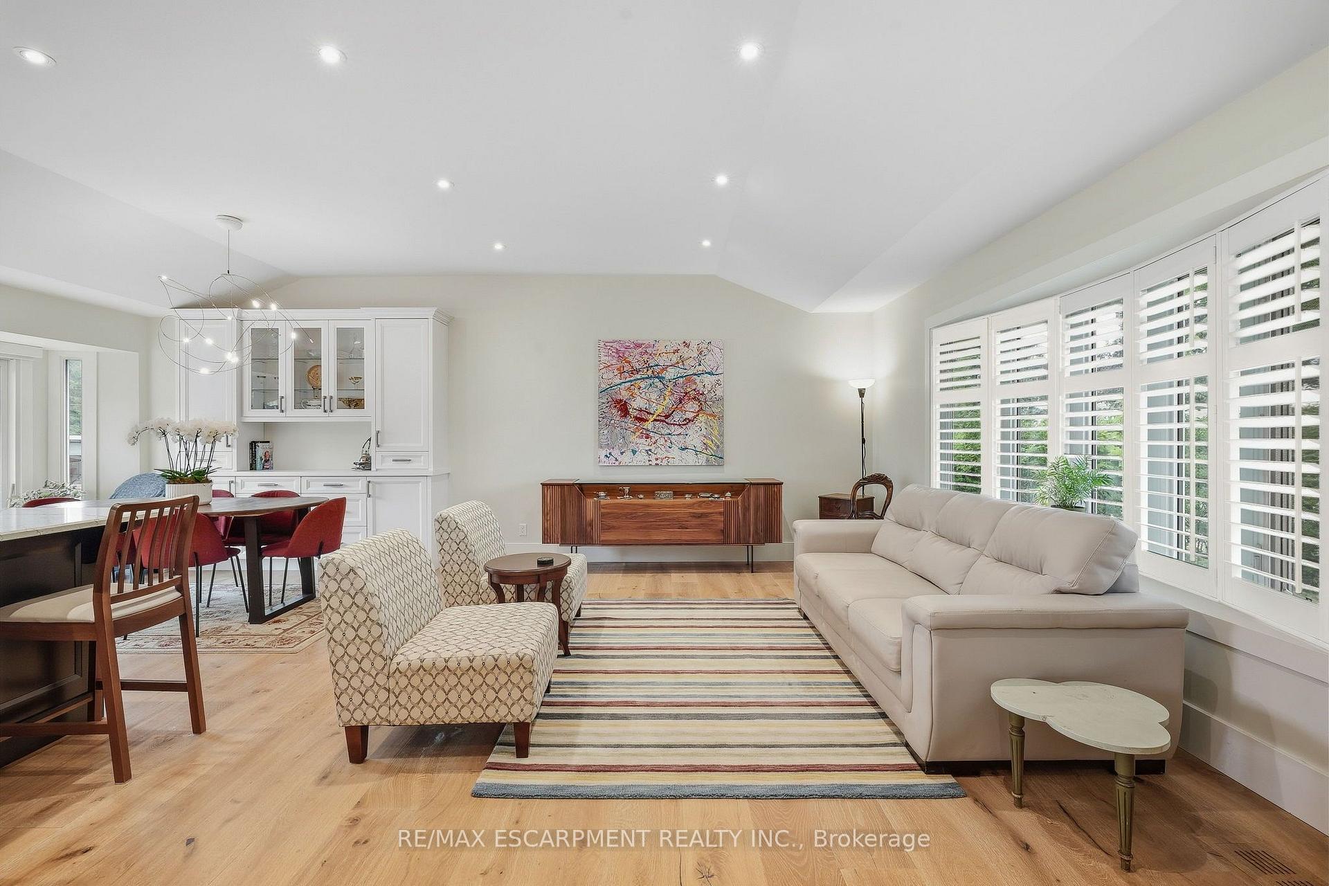 Photo 10 of 502 Karen Drive, Burlington, Brant — HOMEH