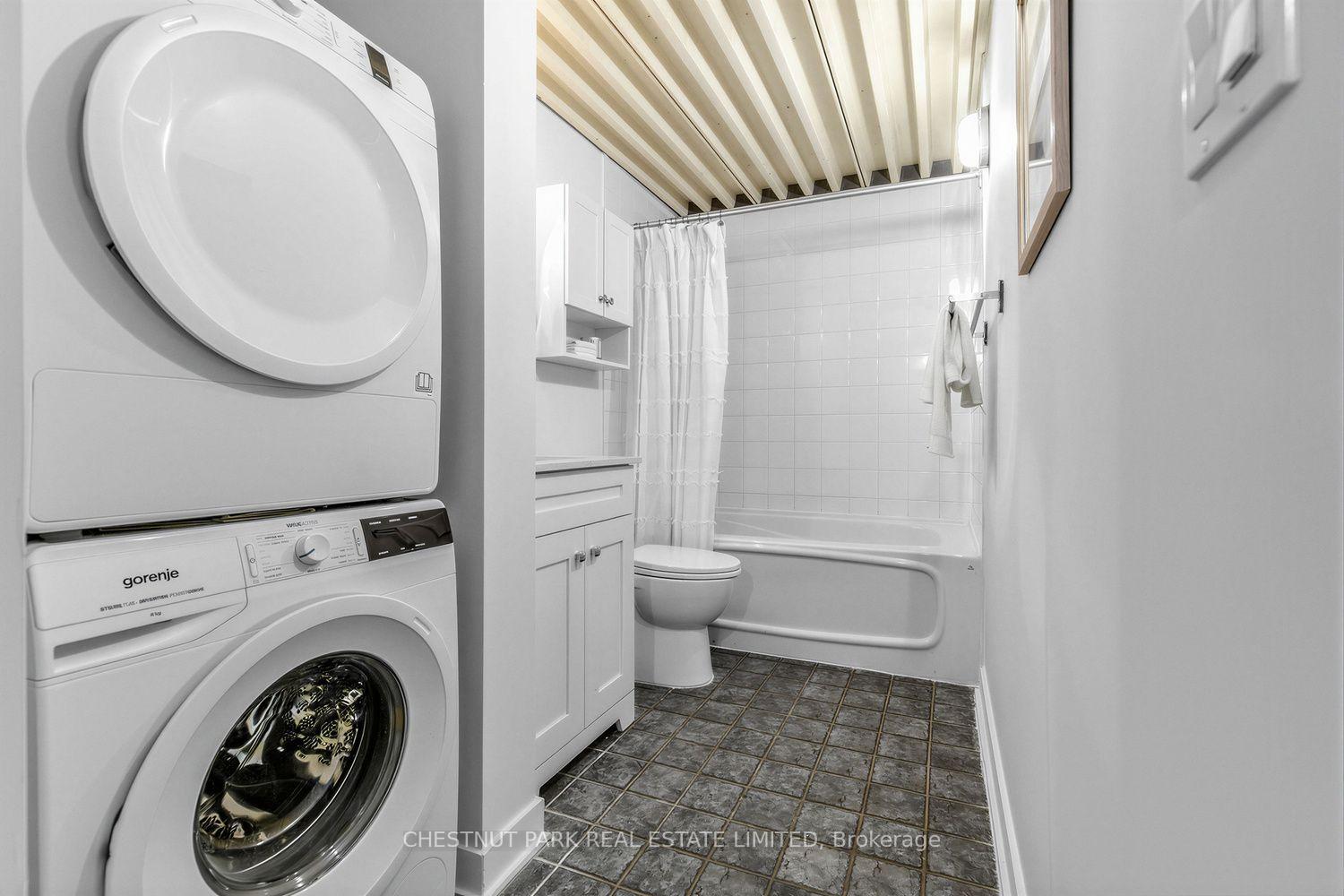 Photo 8 of Unit 409, 160 Baldwin Street, Toronto, Kensington-Chinatown — HOMEH