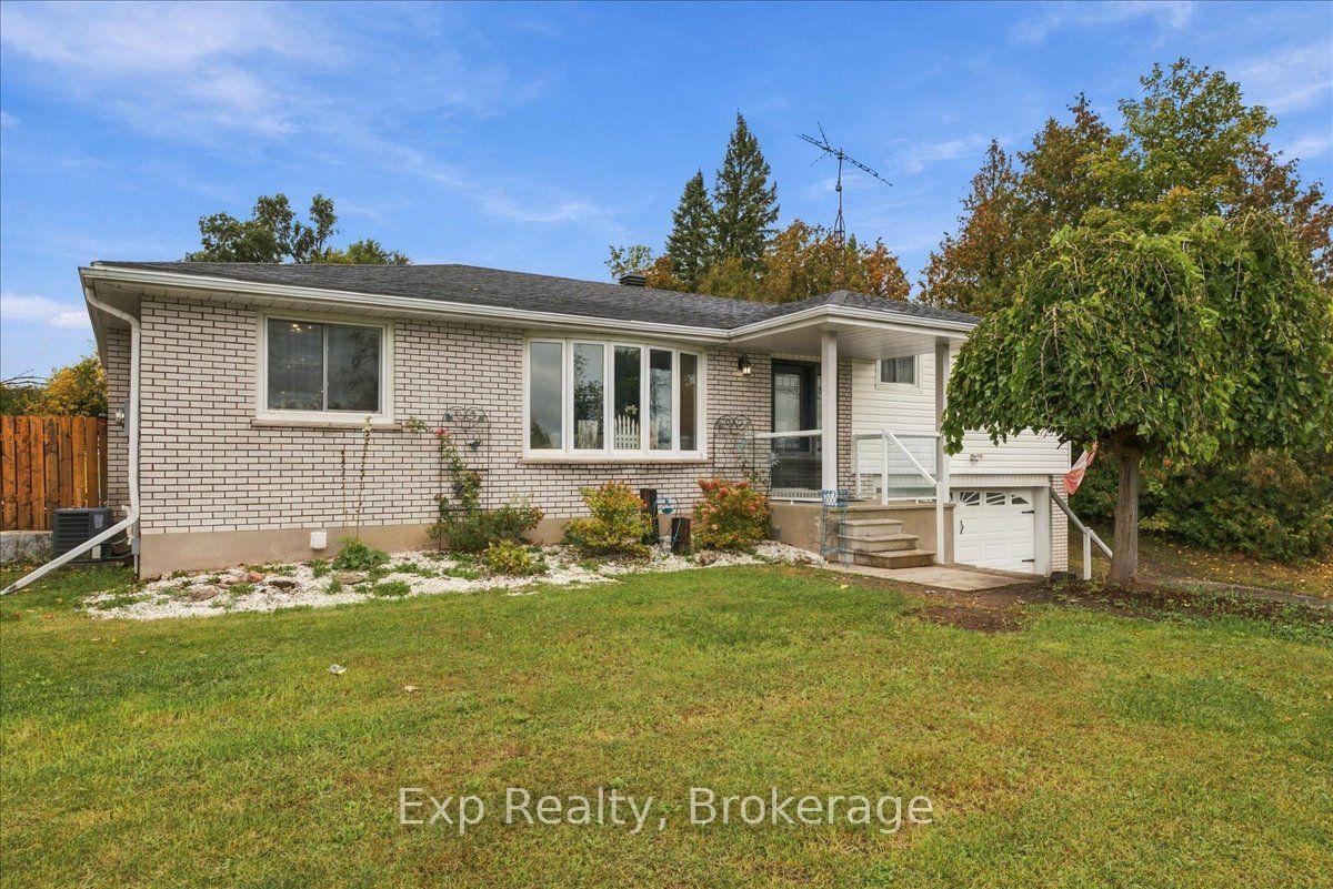 Photo 3 of 1576 Stewart Line, Cavan Monaghan, Cavan Twp — HOMEH