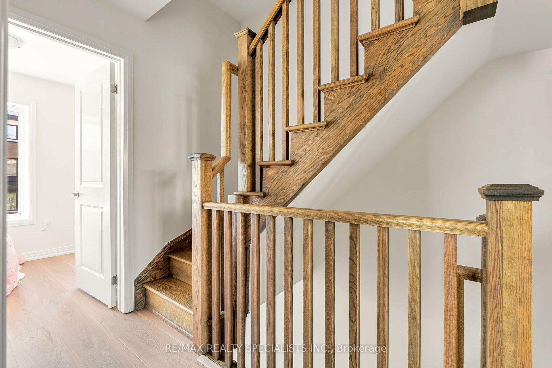 Photo 28 of 162 William Duncan Road, North York, Downsview-Roding-CFB — HOMEH