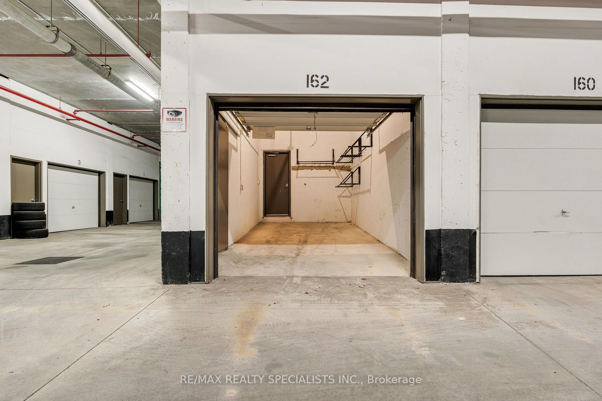 Photo 39 of 162 William Duncan Road, North York, Downsview-Roding-CFB — HOMEH