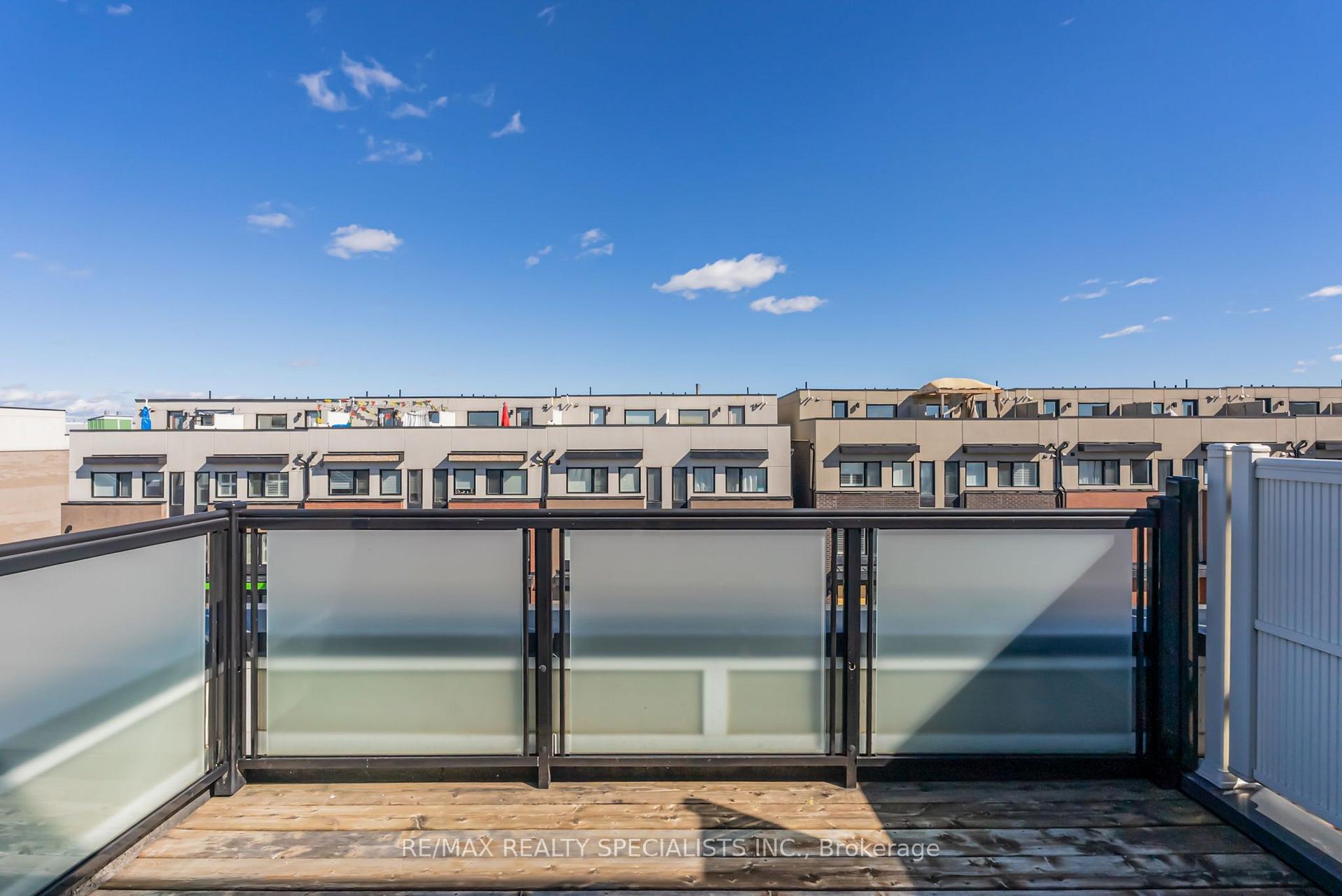 Photo 43 of 162 William Duncan Road, North York, Downsview-Roding-CFB — HOMEH