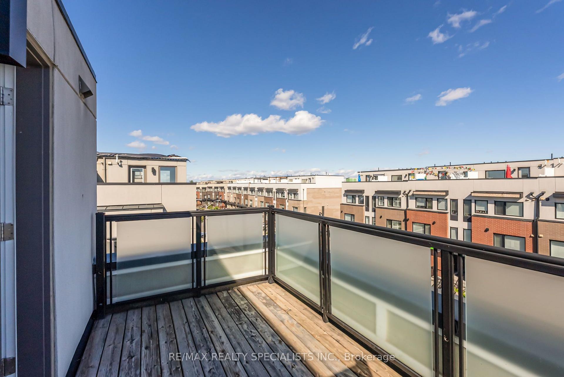 Photo 44 of 162 William Duncan Road, North York, Downsview-Roding-CFB — HOMEH