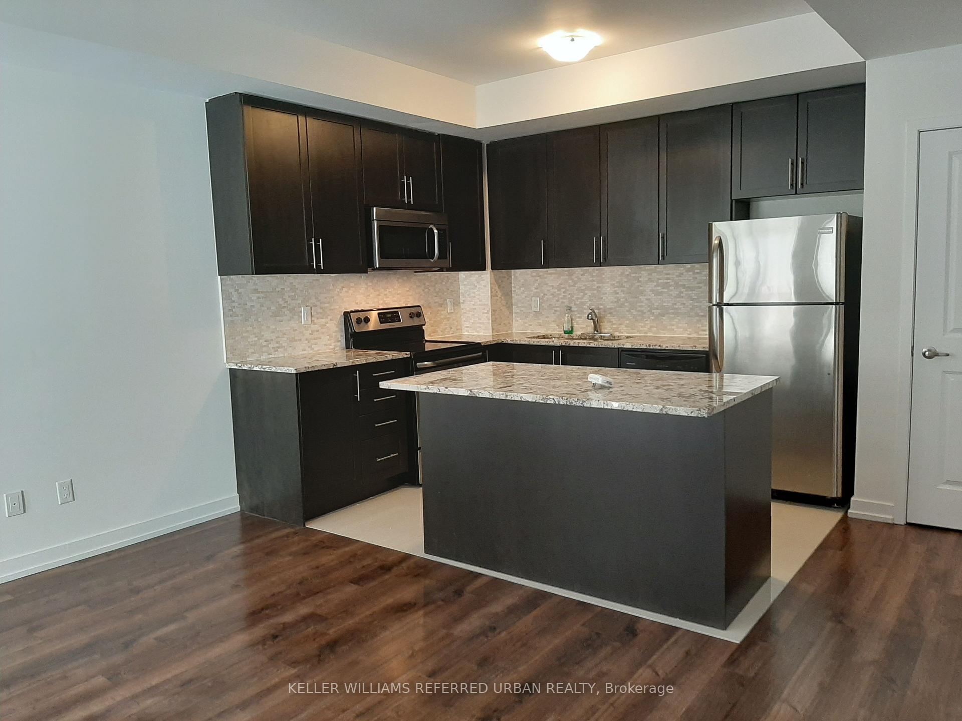 Photo of Unit 3B, 867 Wilson Avenue