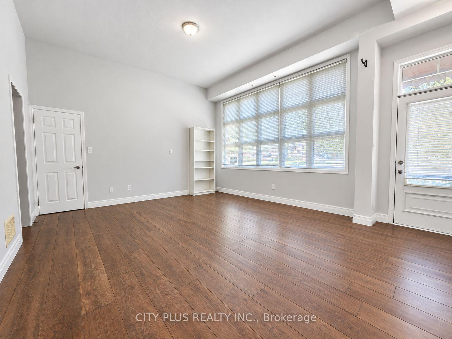 Photo 3 of Unit 2, 2703 Bur Oak Avenue, Markham, Cornell — HOMEH