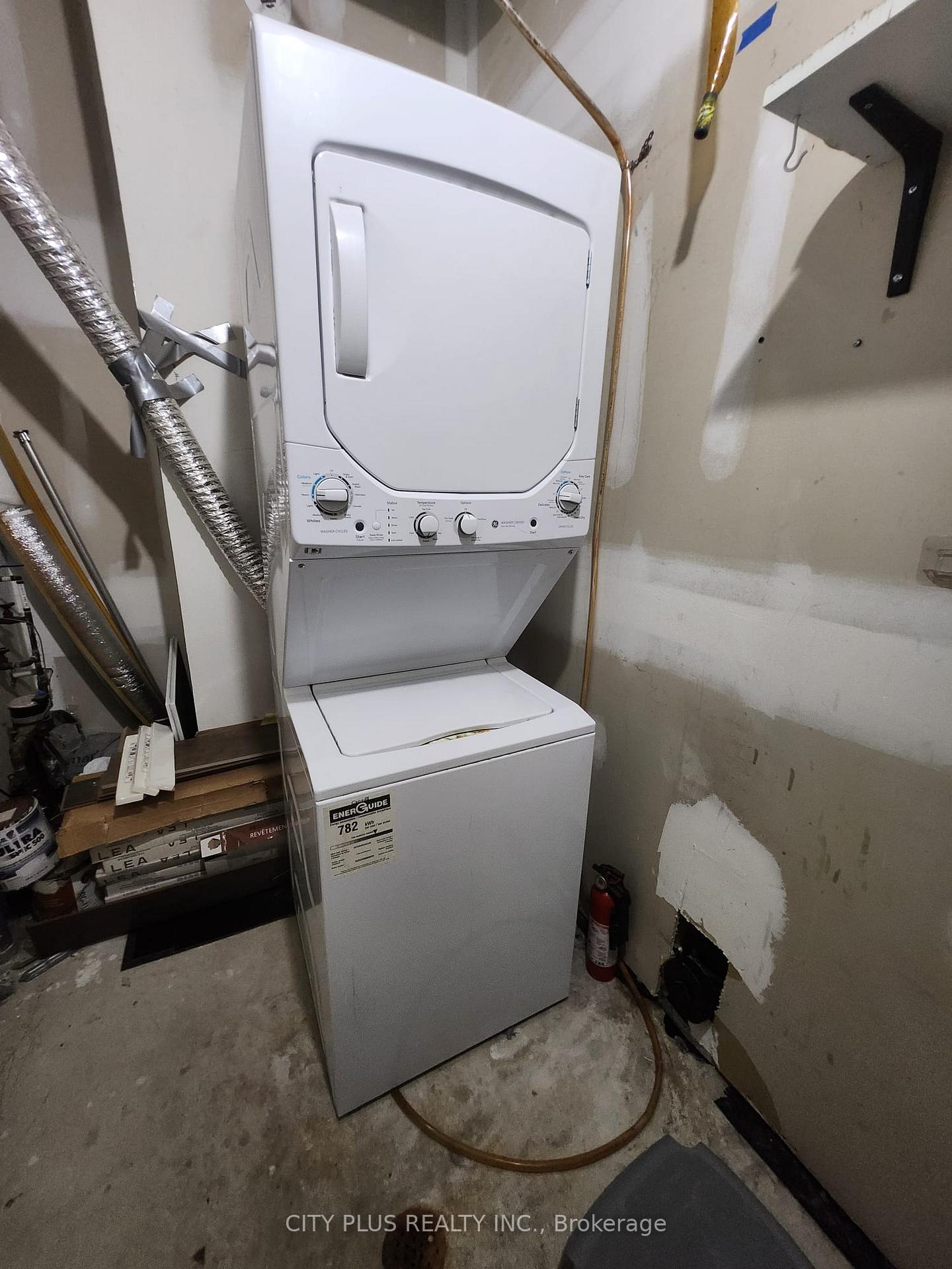 Photo 8 of Unit 2, 2703 Bur Oak Avenue, Markham, Cornell — HOMEH