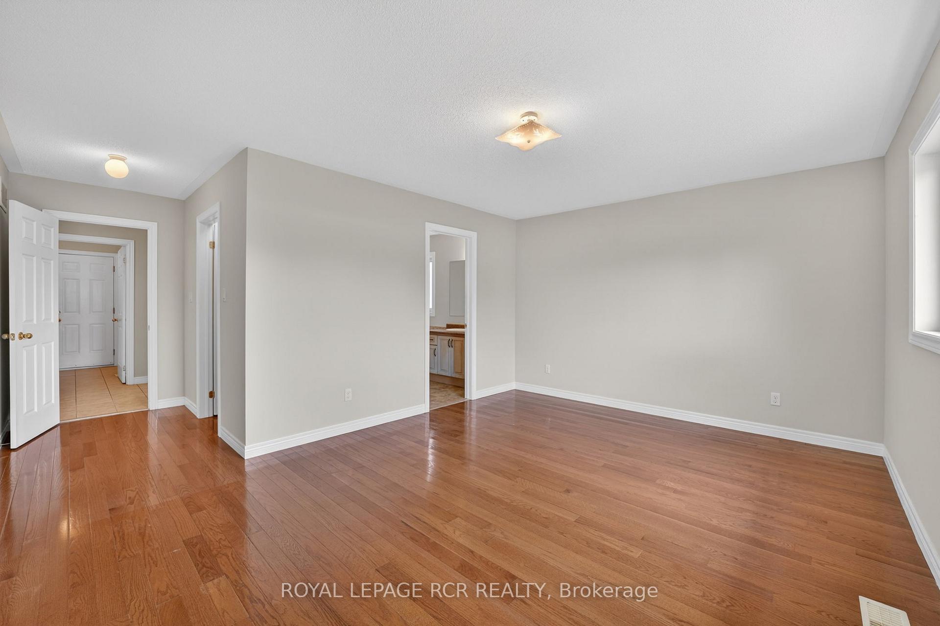 Photo 19 of 71 Elmwood Avenue, Brock, Beaverton — HOMEH