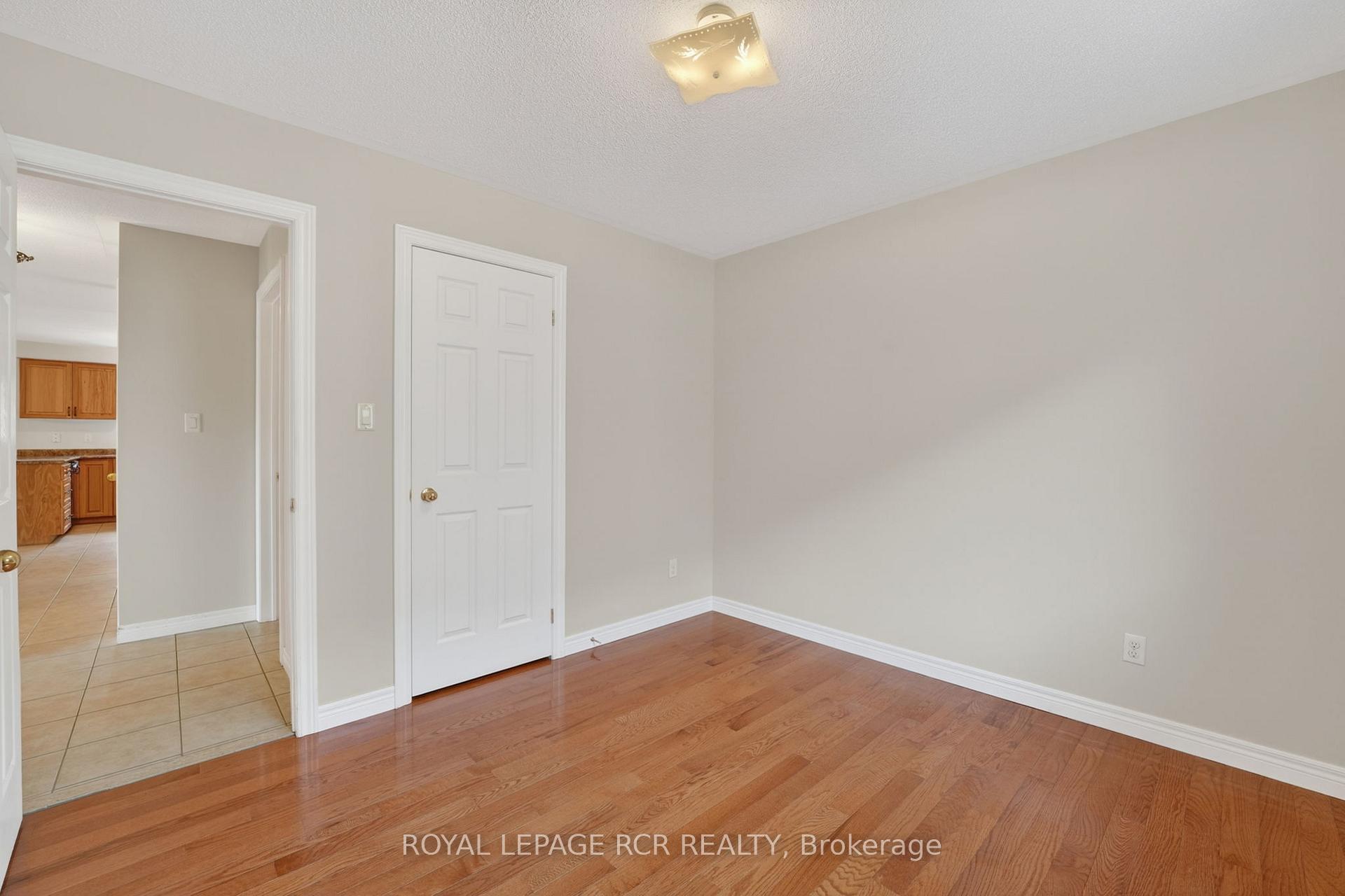Photo 27 of 71 Elmwood Avenue, Brock, Beaverton — HOMEH