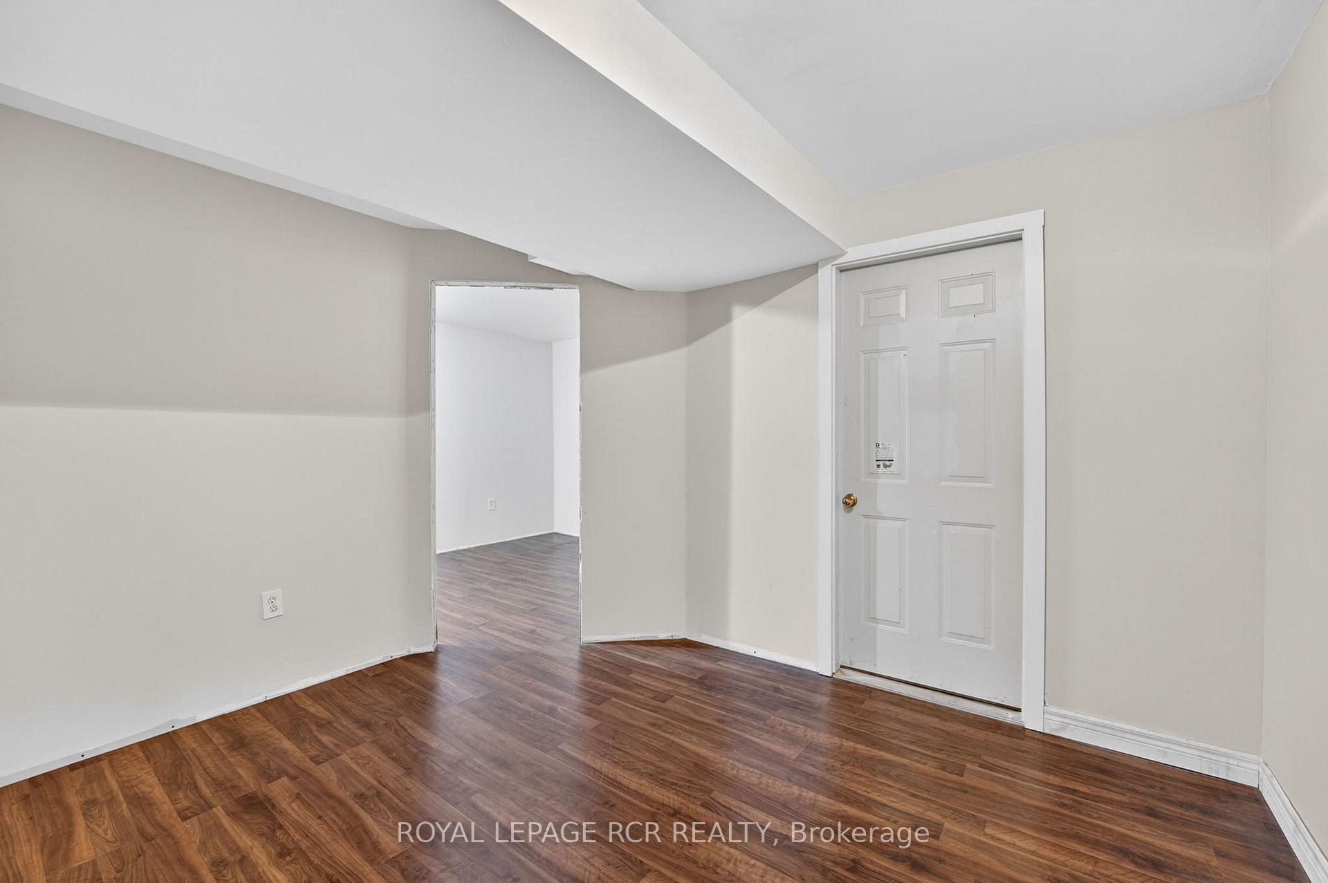 Photo 30 of 71 Elmwood Avenue, Brock, Beaverton — HOMEH