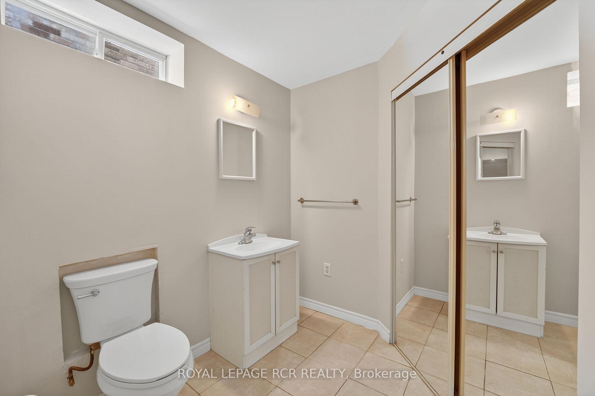Photo 33 of 71 Elmwood Avenue, Brock, Beaverton — HOMEH