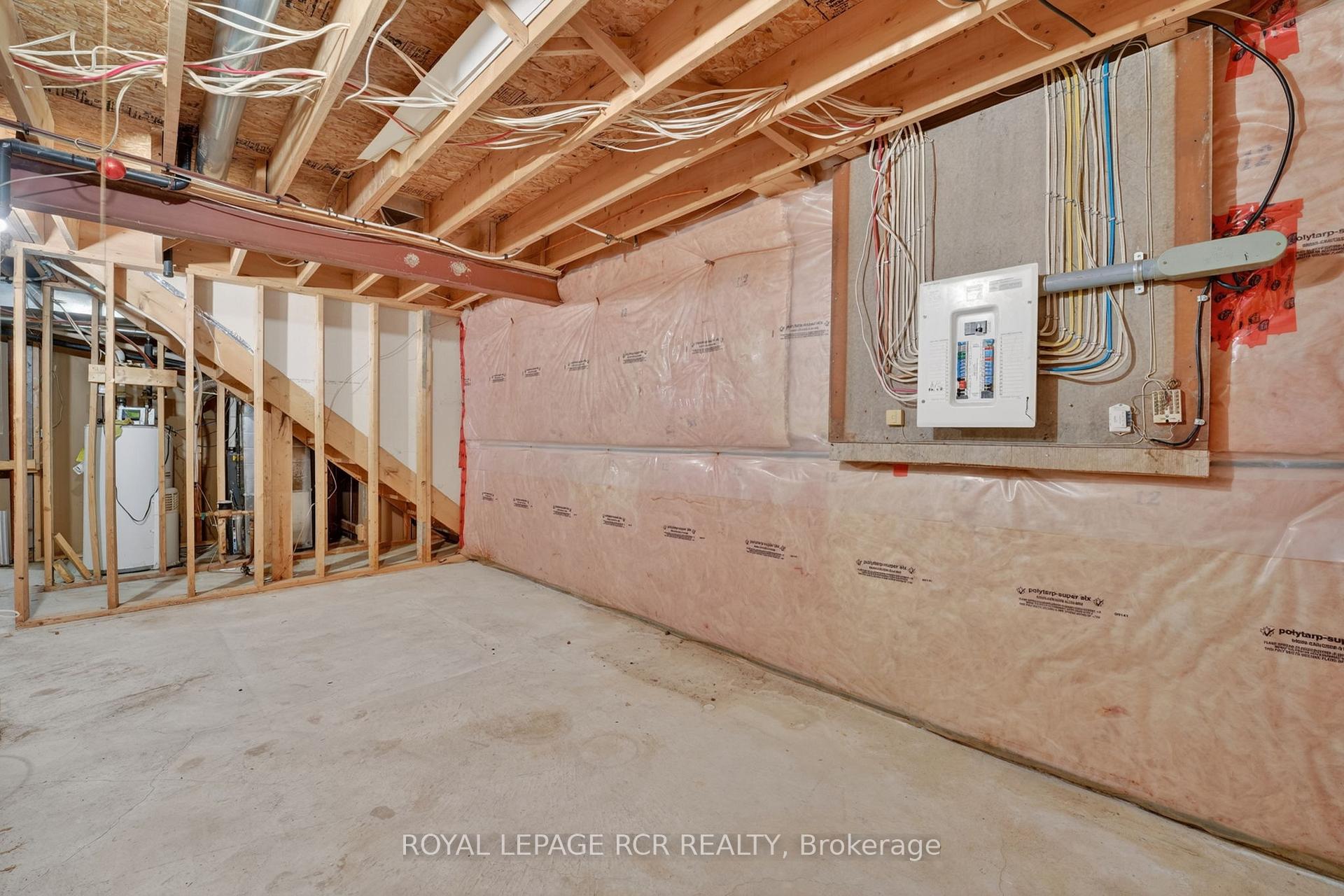 Photo 36 of 71 Elmwood Avenue, Brock, Beaverton — HOMEH