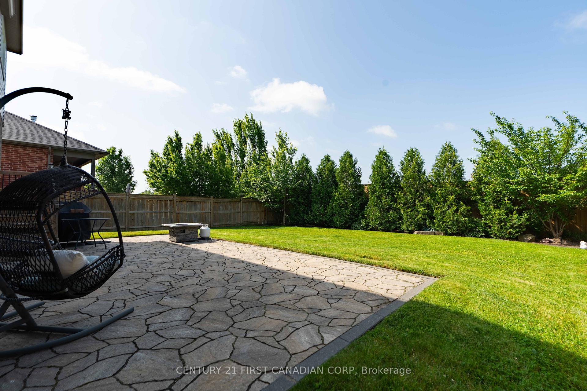 Photo 8 of 155 Spencer Avenue, Lucan Biddulph, Lucan — HOMEH