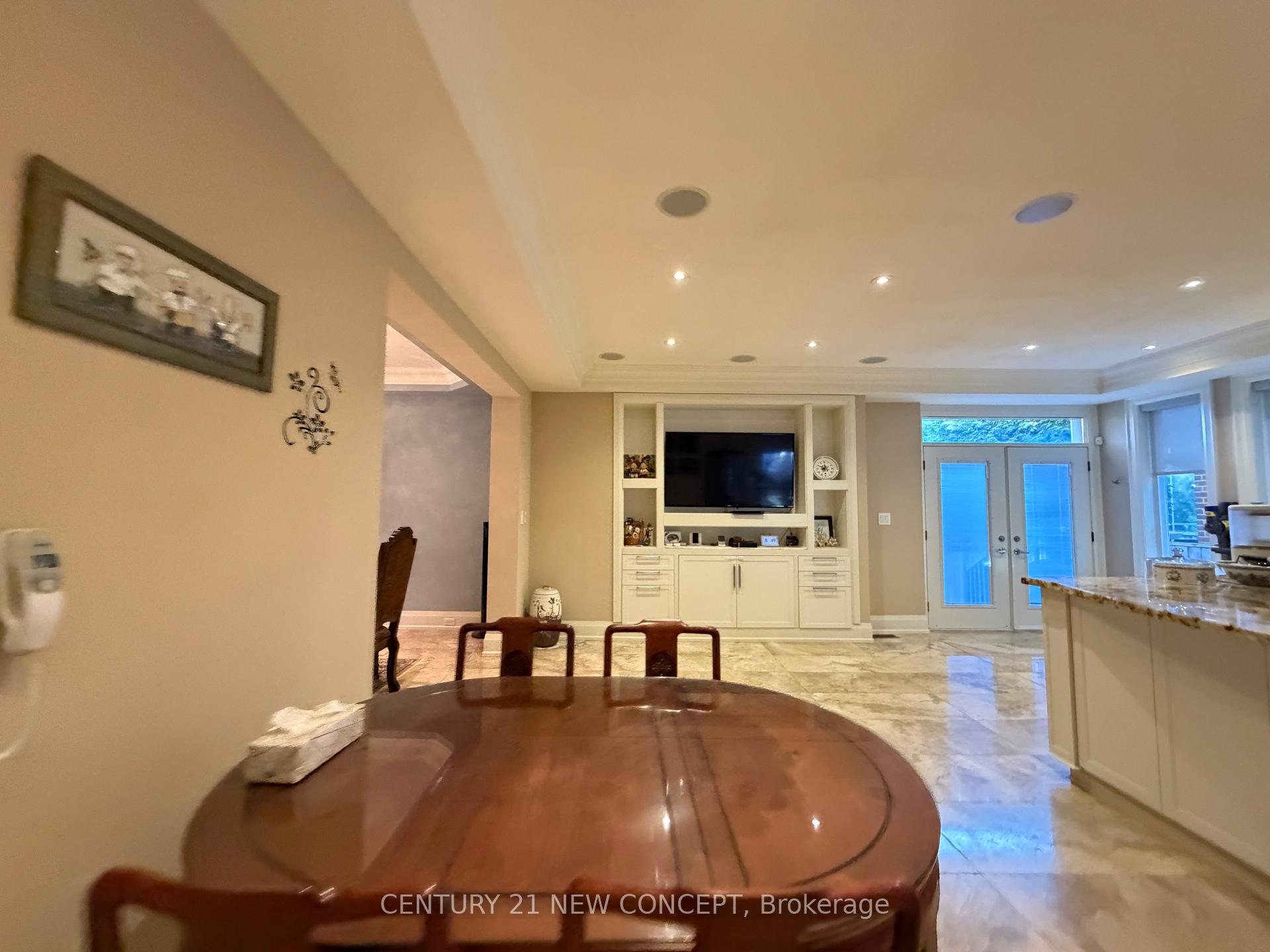 Photo 29 of 1 Lissom Crescent, North York, Newtonbrook West — HOMEH