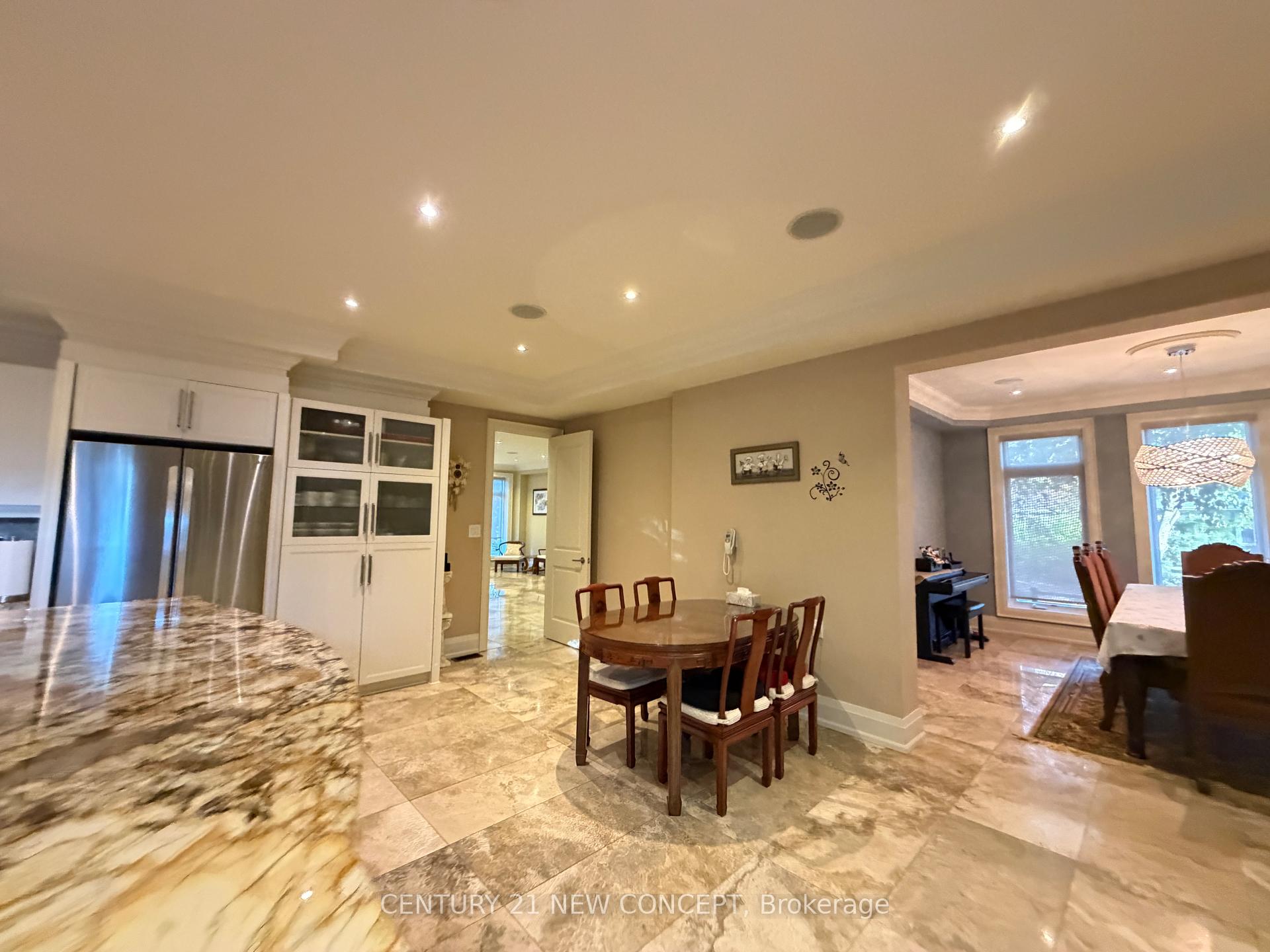 Photo 40 of 1 Lissom Crescent, North York, Newtonbrook West — HOMEH