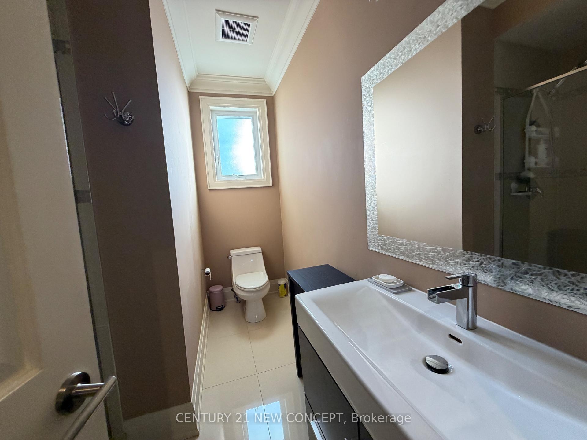 Photo 41 of 1 Lissom Crescent, North York, Newtonbrook West — HOMEH