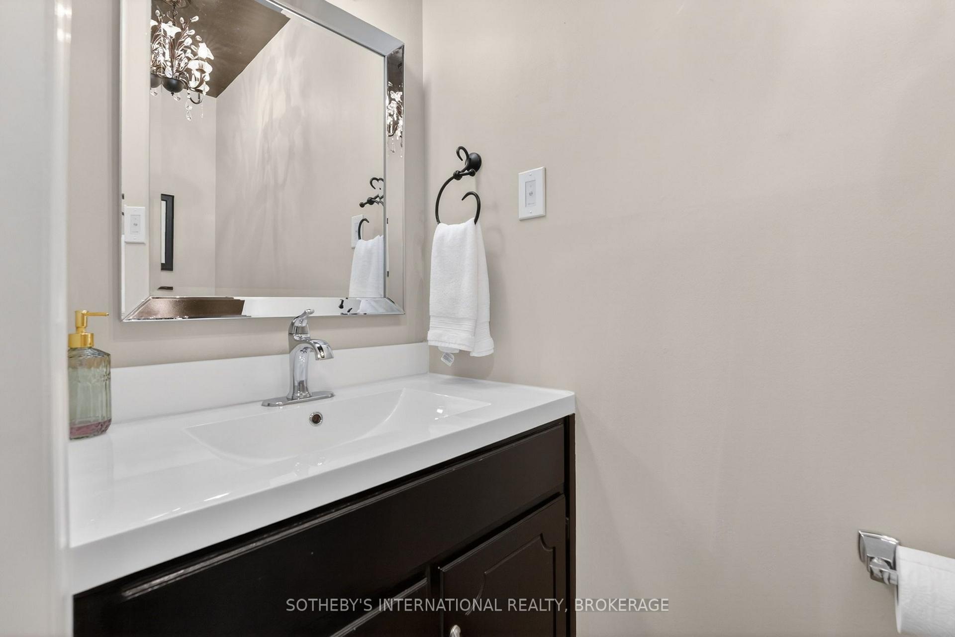 Photo 19 of 311 Main Street, St. Catharines, Port Dalhousie — HOMEH