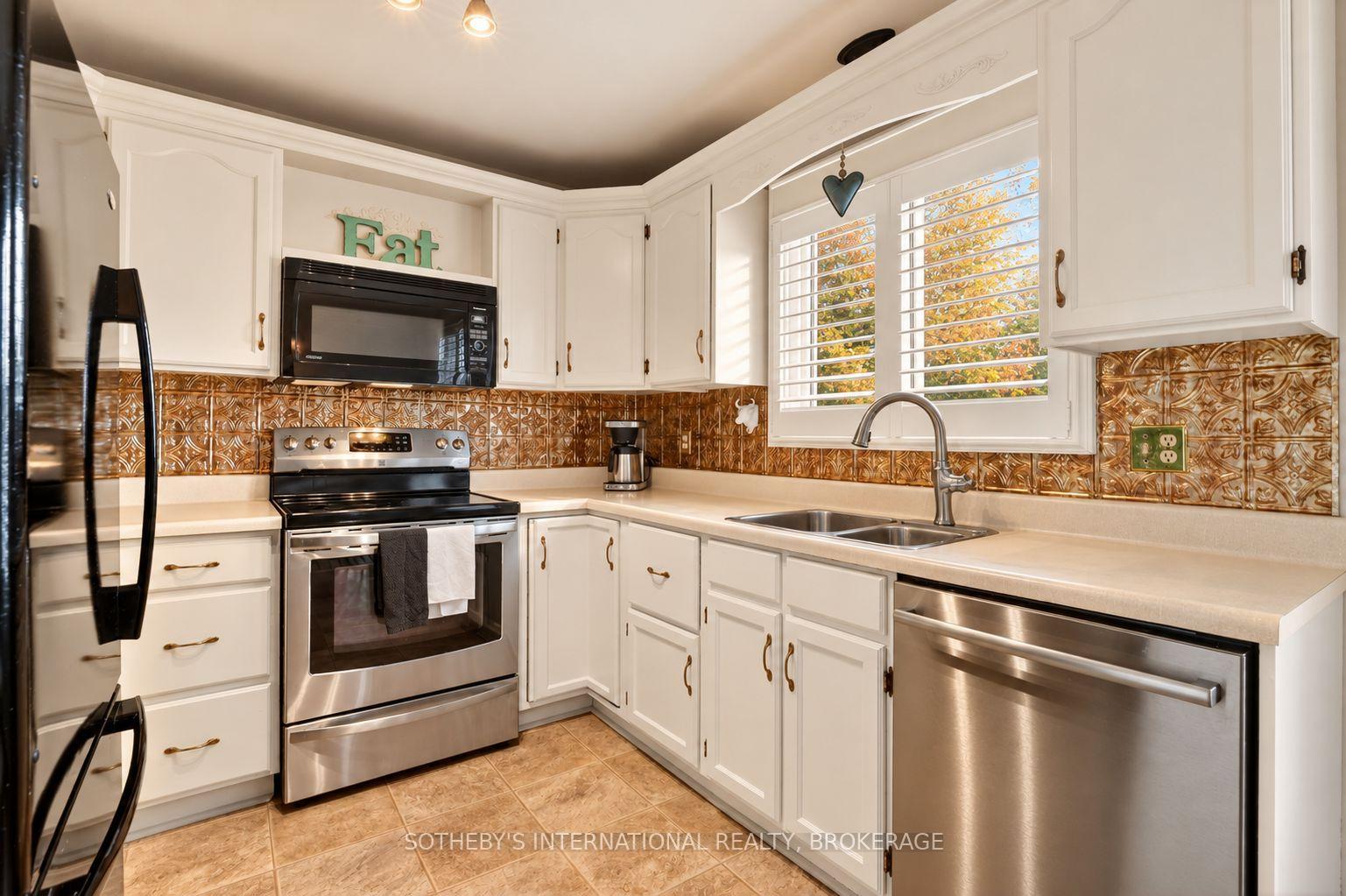 Photo 26 of 311 Main Street, St. Catharines, Port Dalhousie — HOMEH