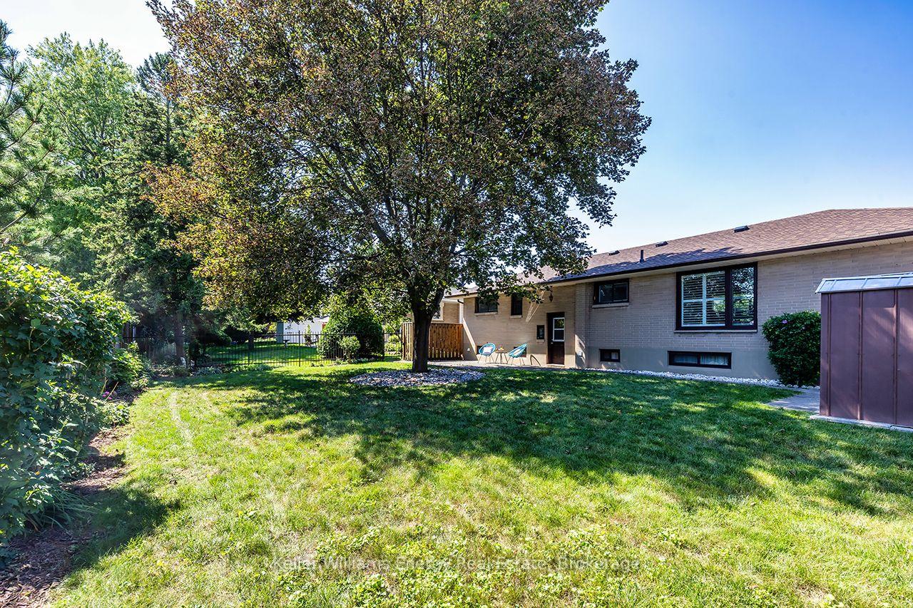 Photo 37 of 403 Rossmount Avenue, Oshawa, Northglen — HOMEH