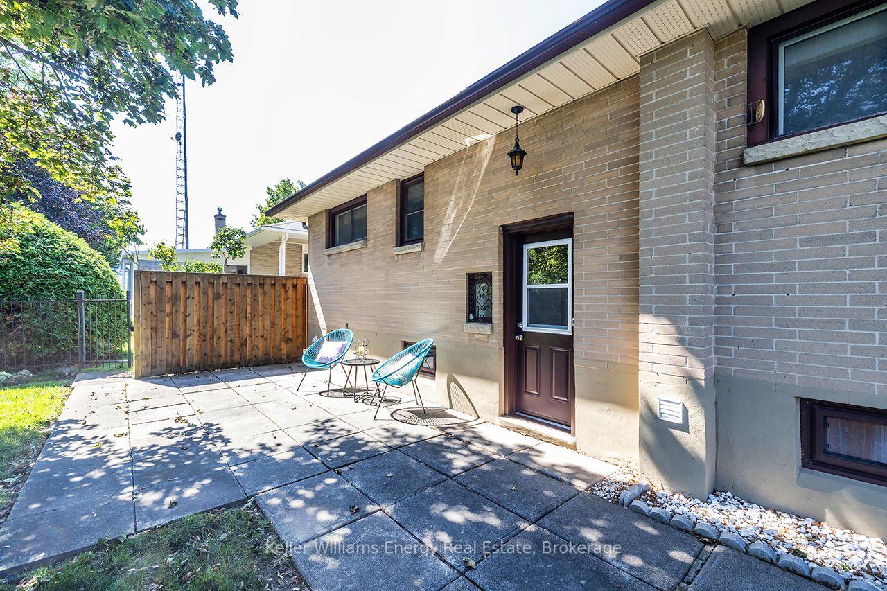 Photo 42 of 403 Rossmount Avenue, Oshawa, Northglen — HOMEH