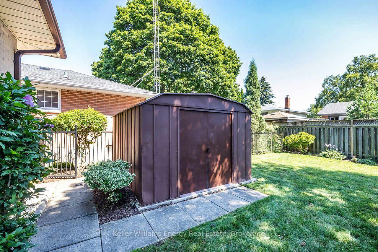 Photo 43 of 403 Rossmount Avenue, Oshawa, Northglen — HOMEH