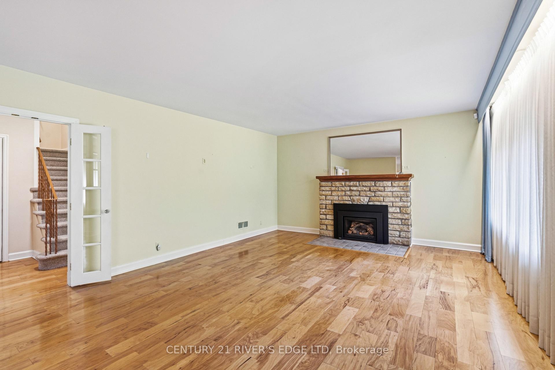 Photo 9 of 67 North Augusta Road, Brockville, Brockville — HOMEH