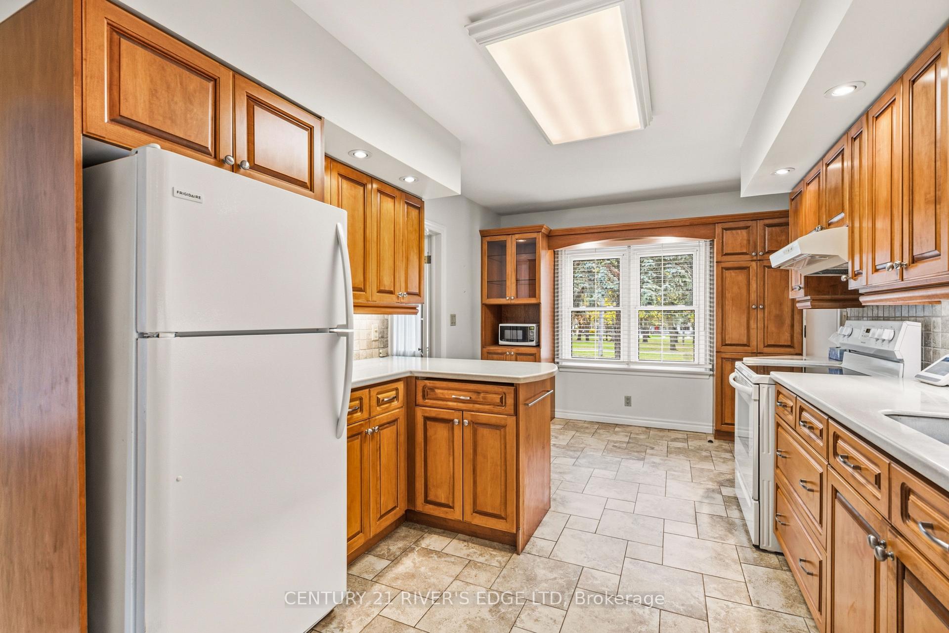 Photo 16 of 67 North Augusta Road, Brockville, Brockville — HOMEH
