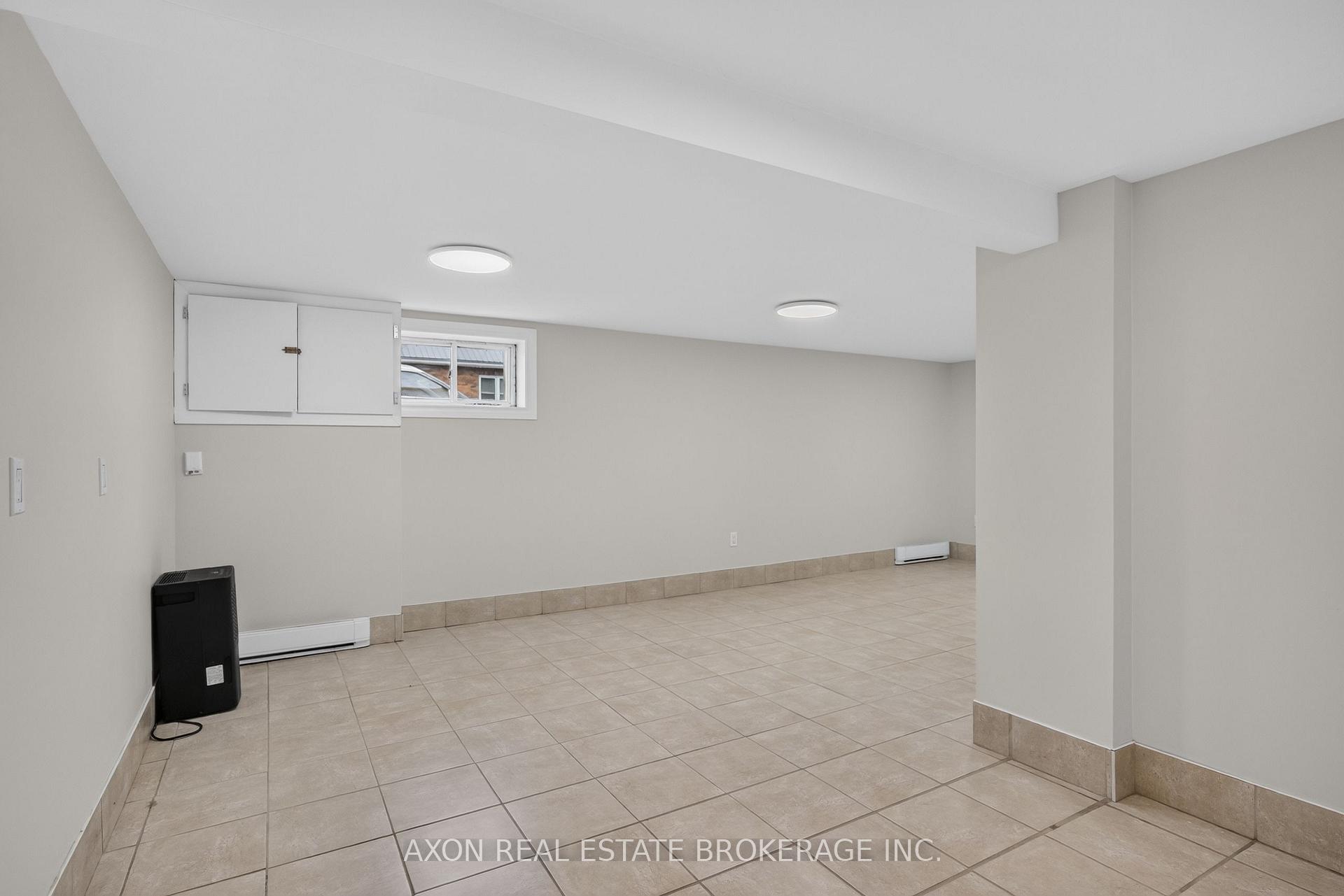 Photo 22 of 497 Alfred Street, Kingston, East of Sir John A. Blvd — HOMEH