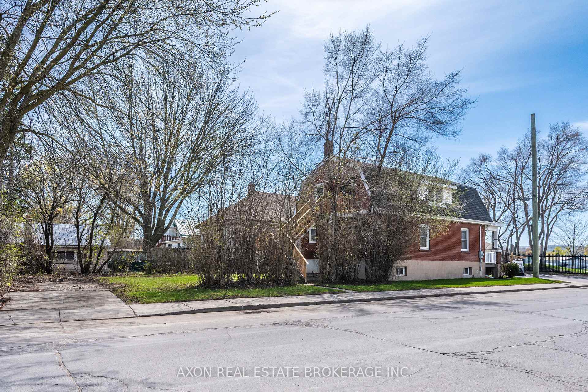 Photo 40 of 497 Alfred Street, Kingston, East of Sir John A. Blvd — HOMEH
