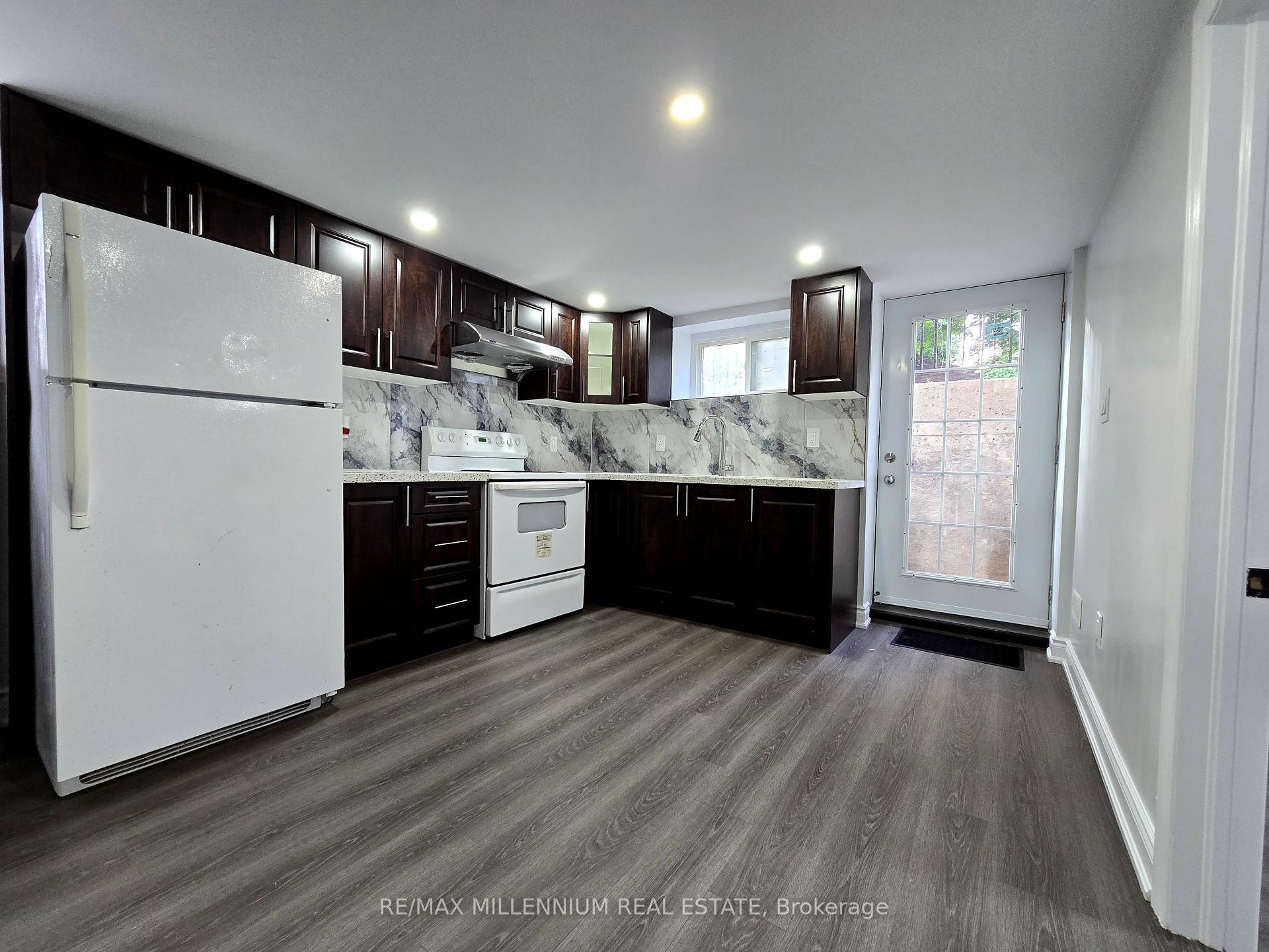 Photo 5 of Unit Basement, 14 Charles Street, Brampton, Queen Street Corridor — HOMEH