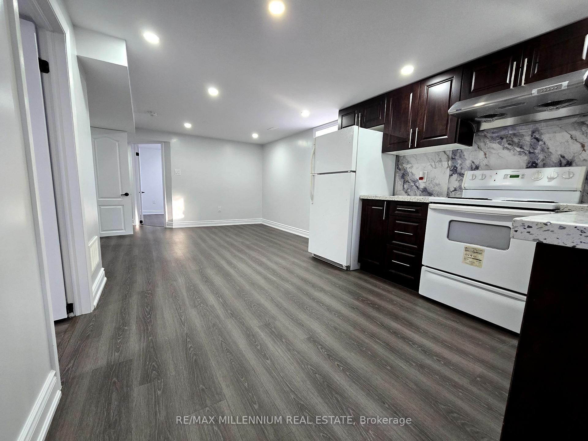 Photo 6 of Unit Basement, 14 Charles Street, Brampton, Queen Street Corridor — HOMEH