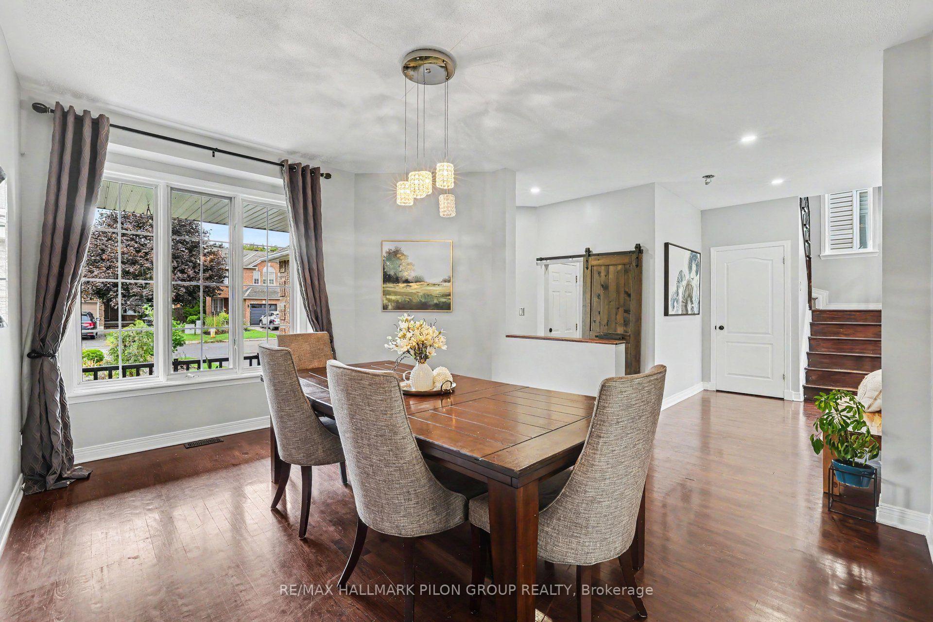 Photo 4 of 4377 Rainforest Drive, Ottawa, Riverside South/Gloucester Glen — HOMEH