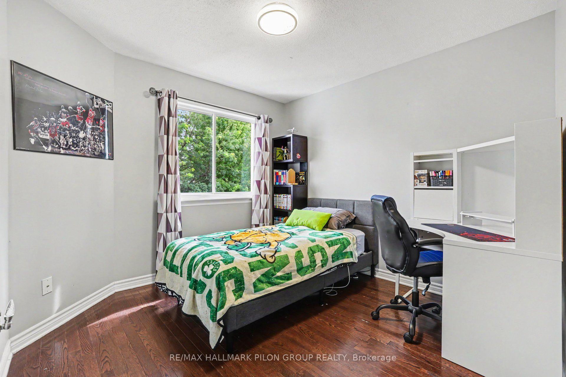 Photo 19 of 4377 Rainforest Drive, Ottawa, Riverside South/Gloucester Glen — HOMEH