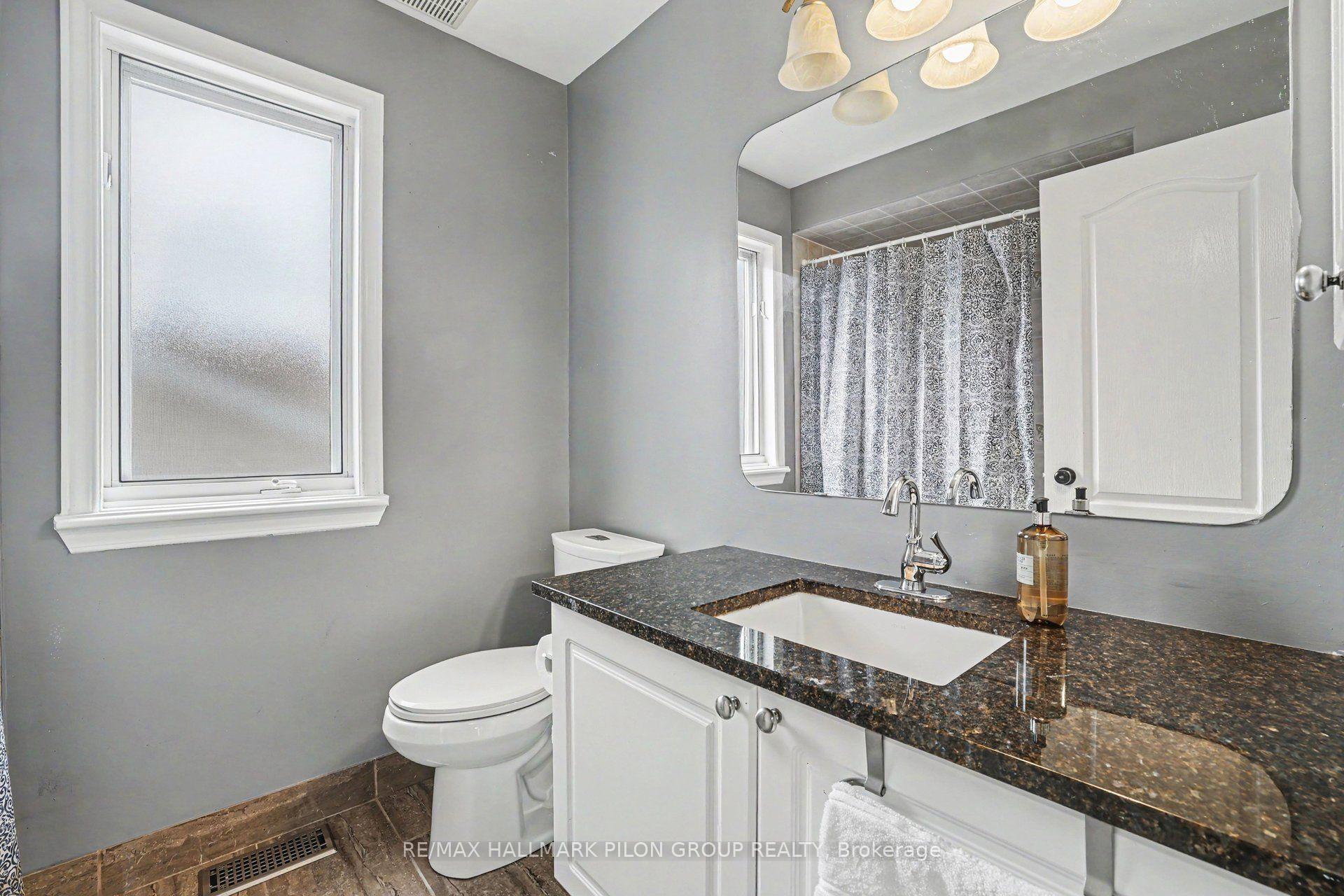 Photo 21 of 4377 Rainforest Drive, Ottawa, Riverside South/Gloucester Glen — HOMEH