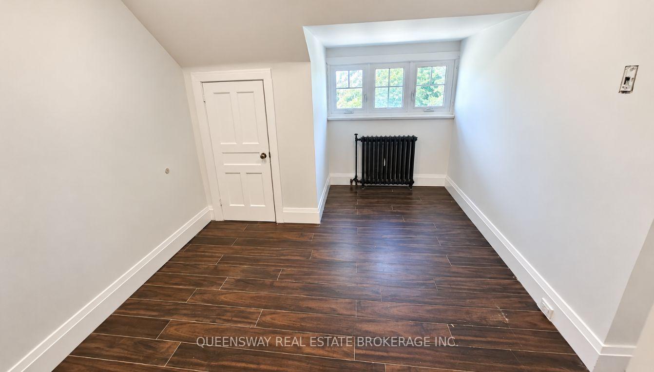 Photo 3 of Unit 3, 73 Mary Street, Barrie, City Centre — HOMEH