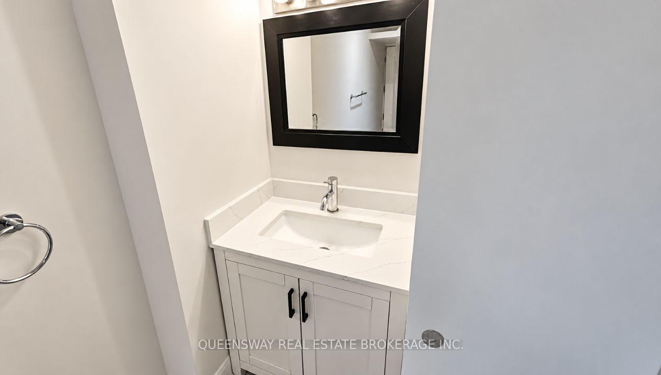 Photo 7 of Unit 3, 73 Mary Street, Barrie, City Centre — HOMEH