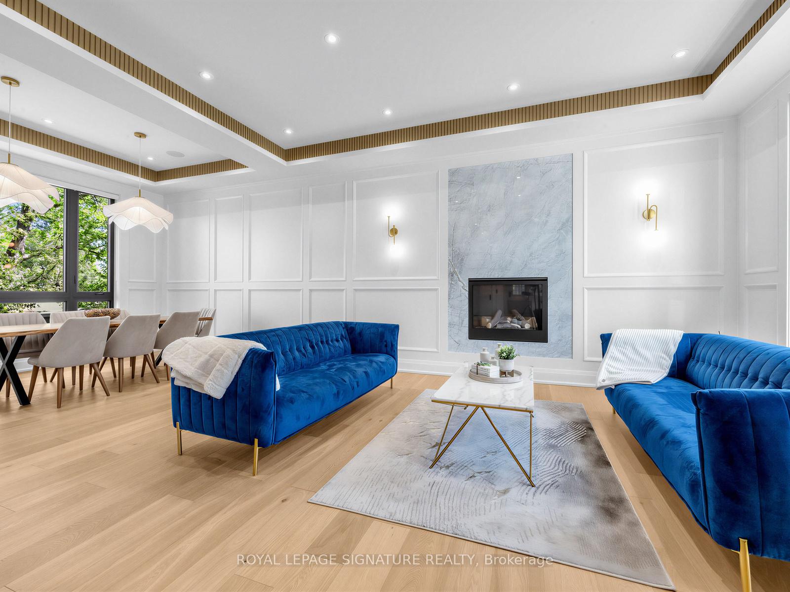 Photo 4 of 73 Starlight Crescent, Richmond Hill, Mill Pond — HOMEH