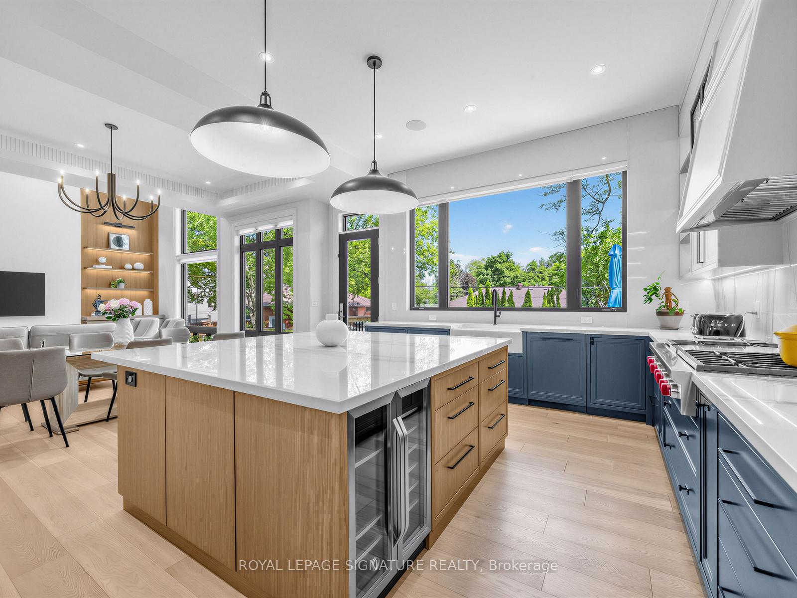 Photo 12 of 73 Starlight Crescent, Richmond Hill, Mill Pond — HOMEH