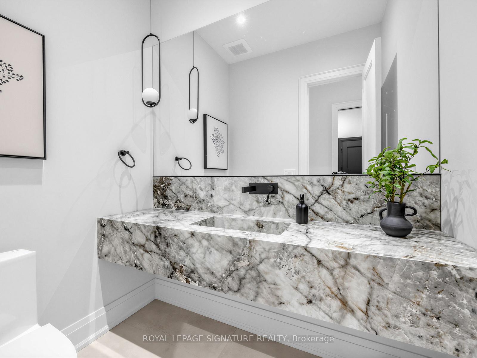 Photo 20 of 73 Starlight Crescent, Richmond Hill, Mill Pond — HOMEH