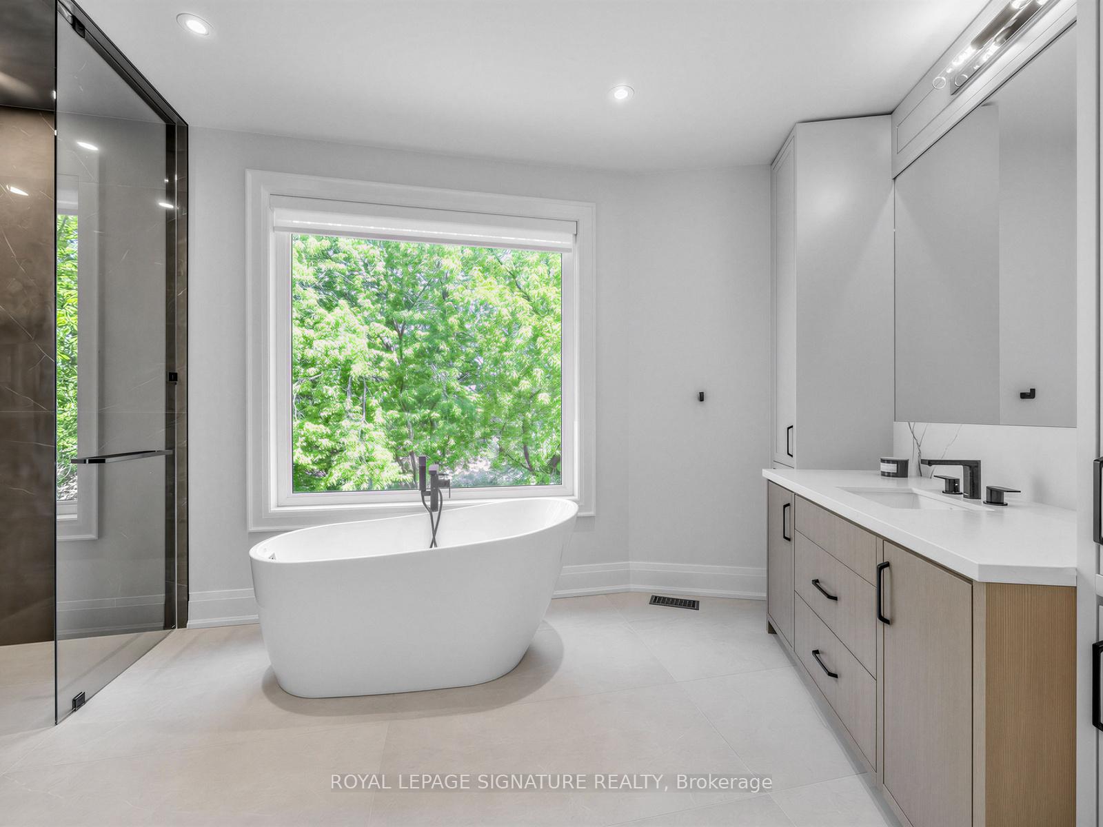 Photo 29 of 73 Starlight Crescent, Richmond Hill, Mill Pond — HOMEH