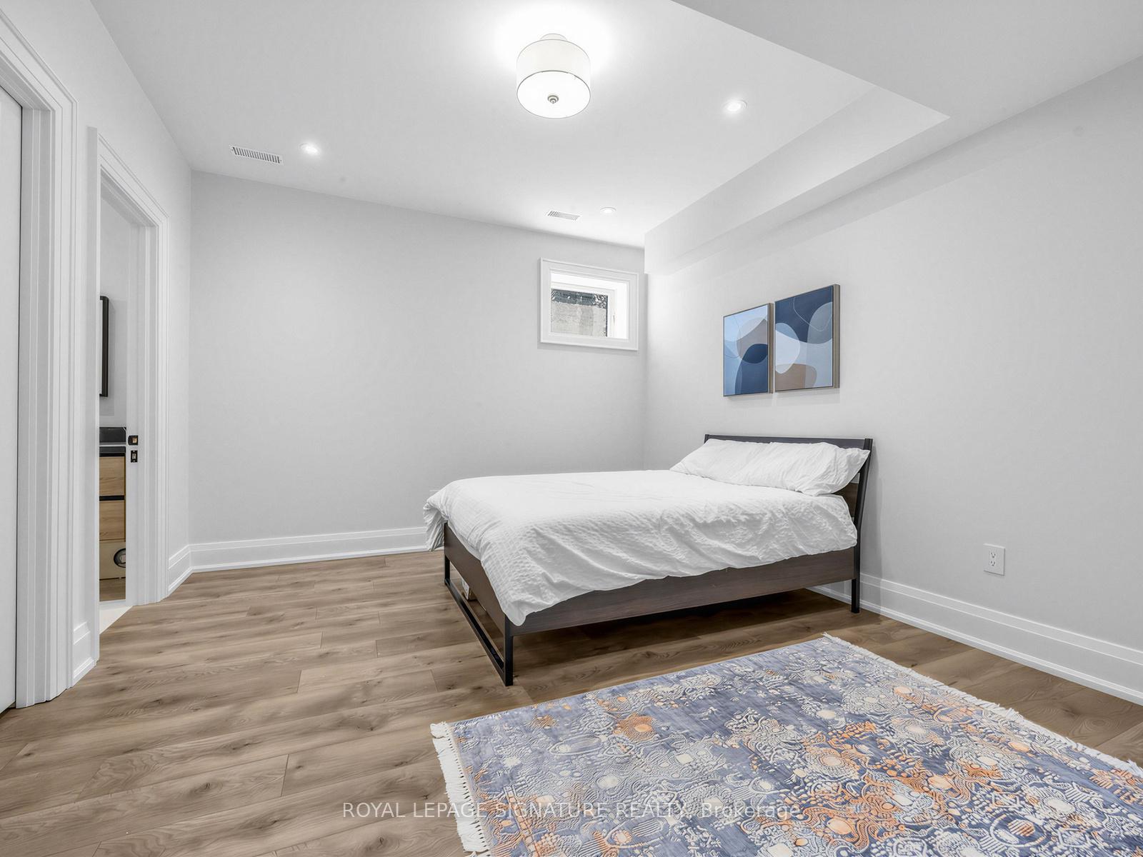 Photo 43 of 73 Starlight Crescent, Richmond Hill, Mill Pond — HOMEH