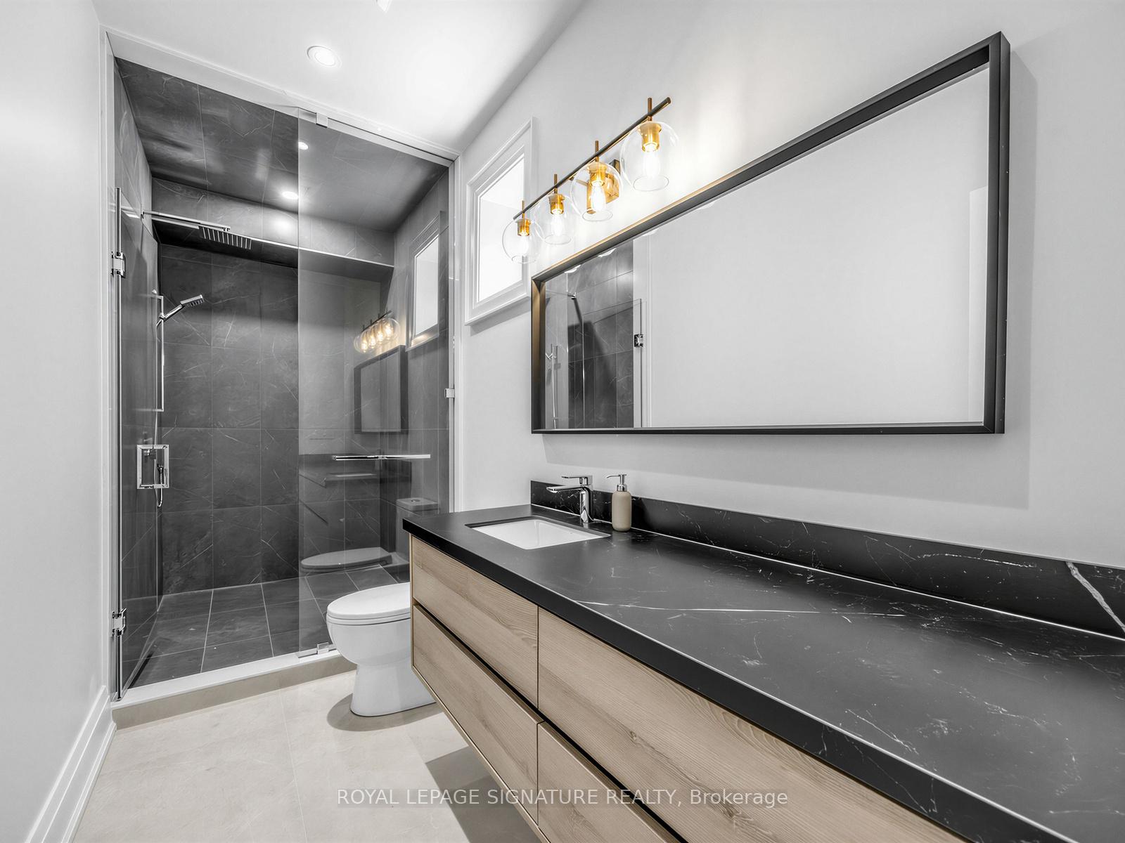 Photo 44 of 73 Starlight Crescent, Richmond Hill, Mill Pond — HOMEH